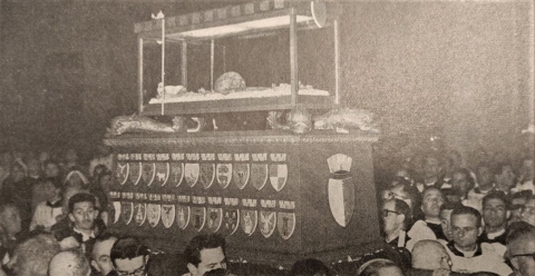 L'eccezionale 7 maggio 1957: le ossa di San Nicola andarono in processione sotto la "neve"